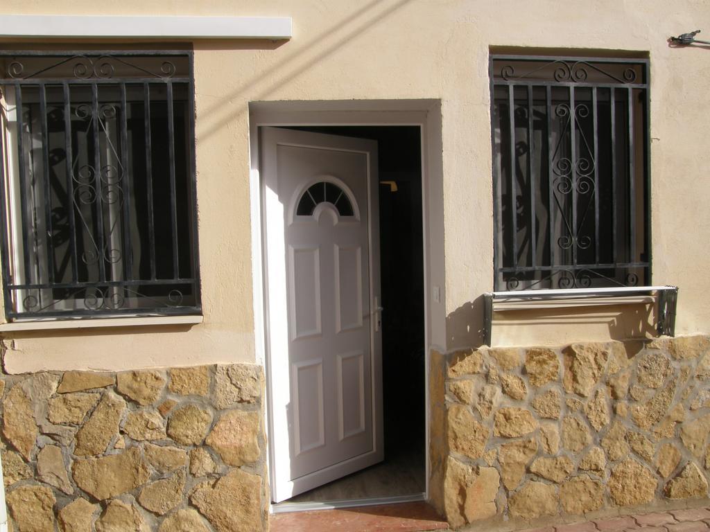 Apartamento Cigueena Zaragoza Exterior photo